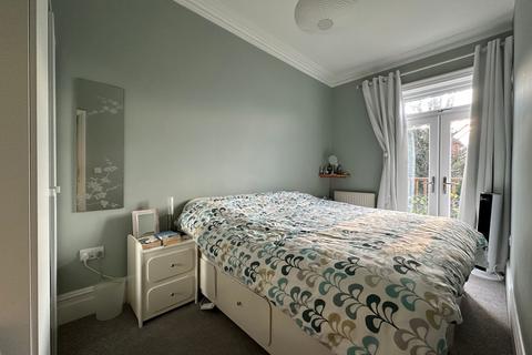 2 bedroom apartment to rent, Cedric Road, Westgate-On-Sea, CT8