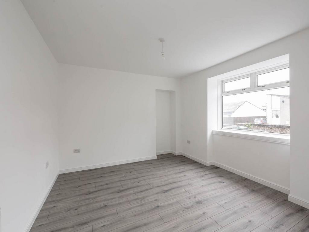 67144 Hawthorn Plc-00