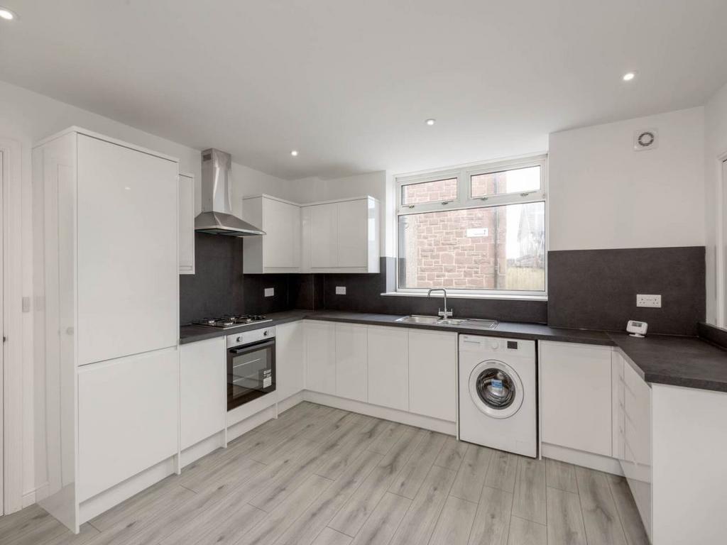 67144 Hawthorn Plc-01