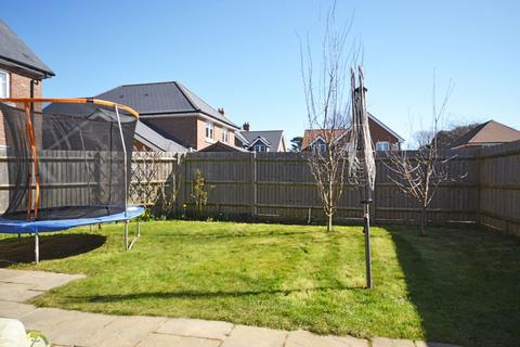 50 Abbots Field, Yapton, Arundel, BN18 0GE