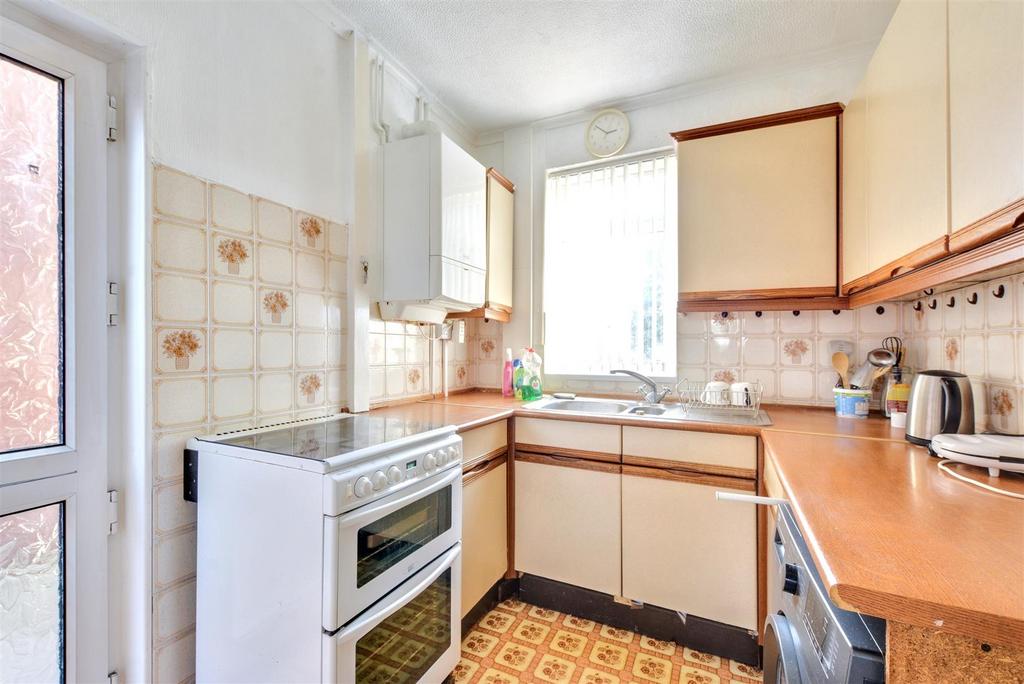 Kitchen 1.jpeg