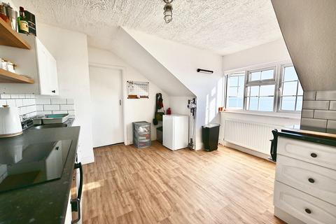 2 bedroom flat for sale, West Cliff, Dawlish EX7