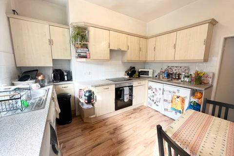 undefined, Chapel Street, Headingley, Leeds, West Yorkshire, LS6