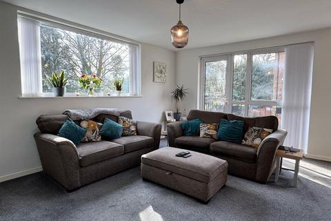 3 bedroom flat for sale, Penns Lane, Walmley, Sutton Coldfield