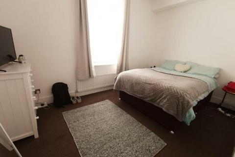 2 bedroom flat for sale, Deleval Road, Forest Hall, Newcastle upon Tyne, NE12