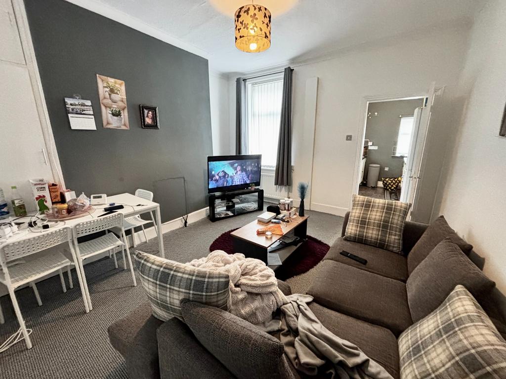 Apartment in North Tyneside, North East - View 2