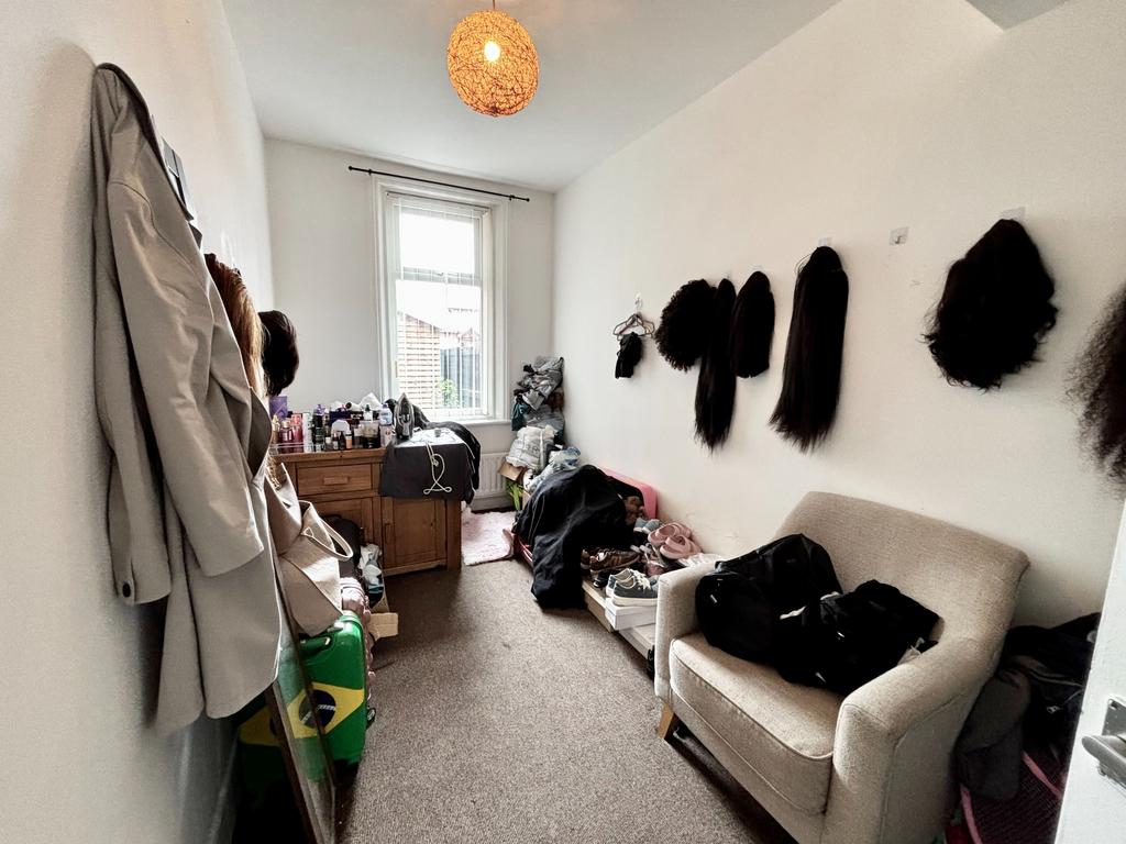 Apartment in North Tyneside, North East - View 3
