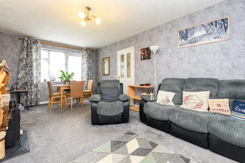 4 bedroom terraced house for sale, Pagitt Street, Chatham ME4