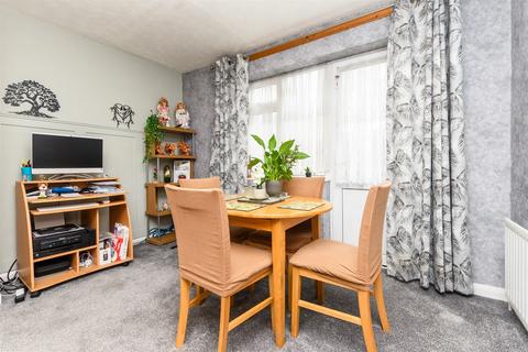 4 bedroom terraced house for sale, Pagitt Street, Chatham ME4