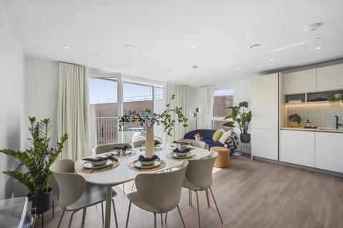 2 bedroom flat to rent, 16a Evelyn Street Deptford SE8