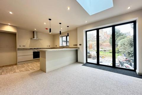 3 bedroom semi-detached house to rent, Grayburn Lane, Beverley, East Riding of Yorkshi, HU17
