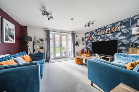 13 Clews Grove, Wootton, Bedford, MK43 9QN