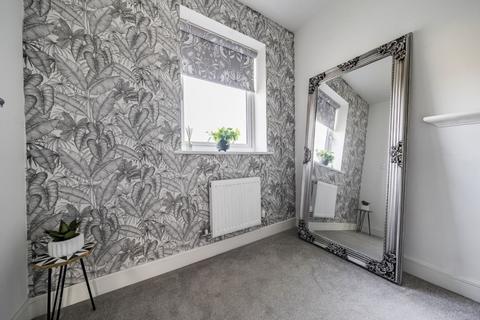 13 Clews Grove, Wootton, Bedford, MK43 9QN