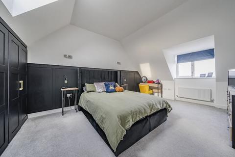 13 Clews Grove, Wootton, Bedford, MK43 9QN
