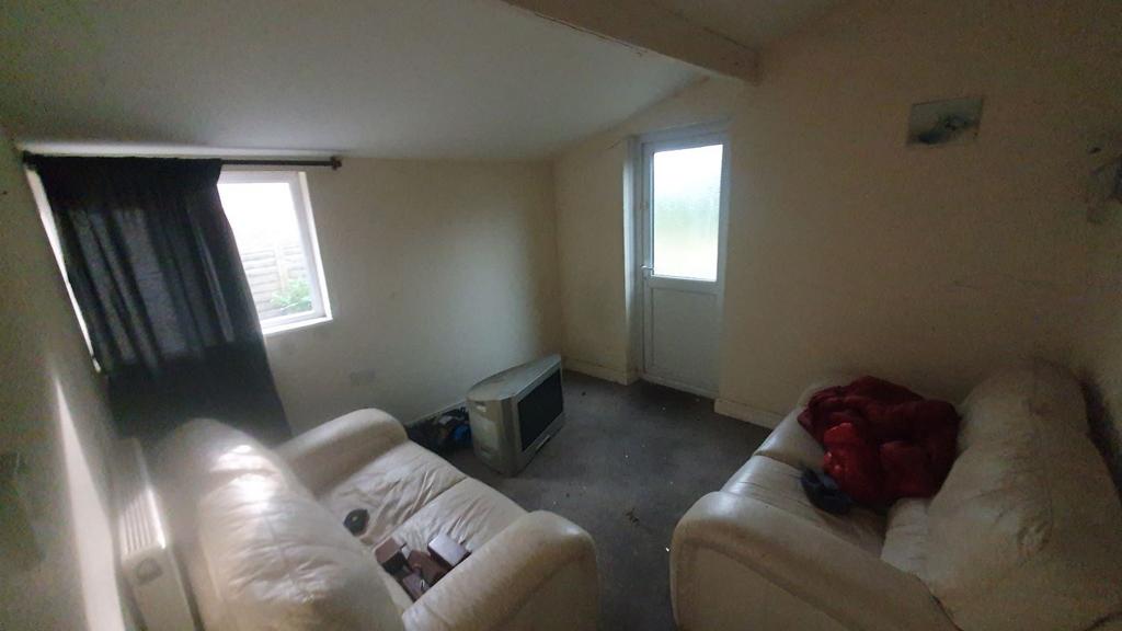 Flat 2
