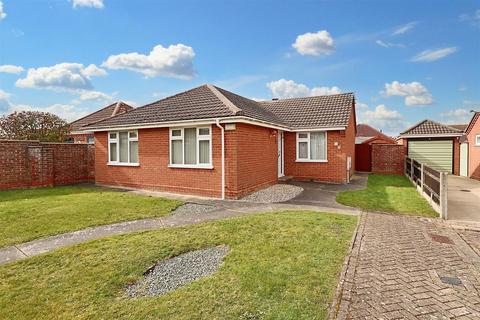 2 bedroom detached bungalow for sale, Windermere Park, Lowestoft