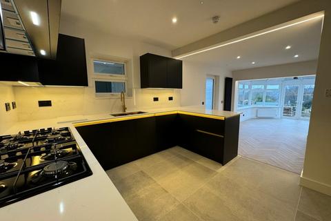 1 bedroom in a house share to rent, Totteridge Road, High Wycombe