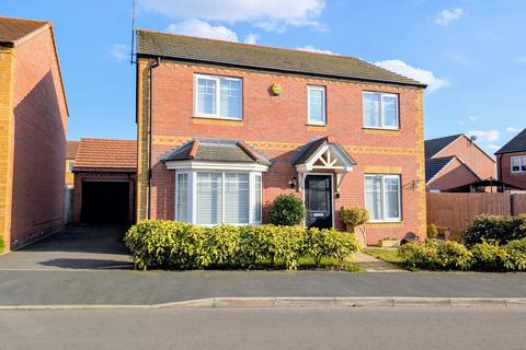 4 bedroom detached house for sale, Hoo Walk, Polesworth, B78
