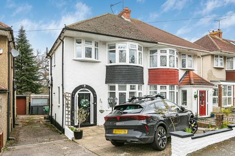 3 bedroom semi-detached house for sale, Wroxham Gardens, Potters Bar, EN6