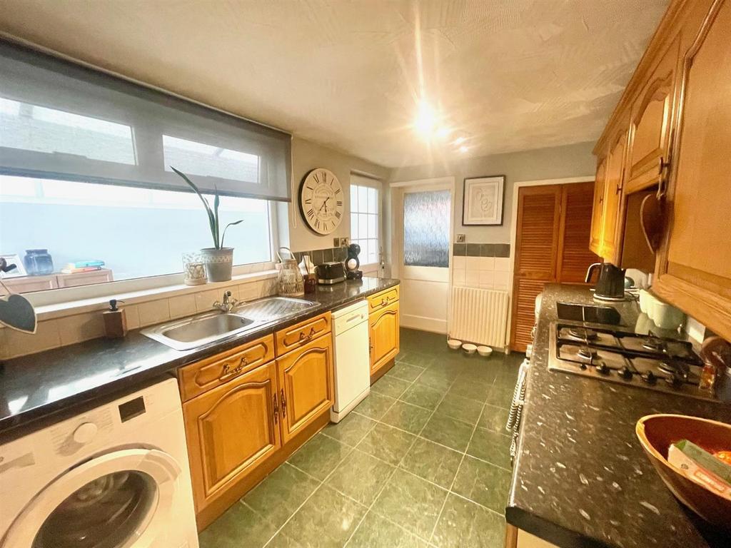 Kitchen.jpg