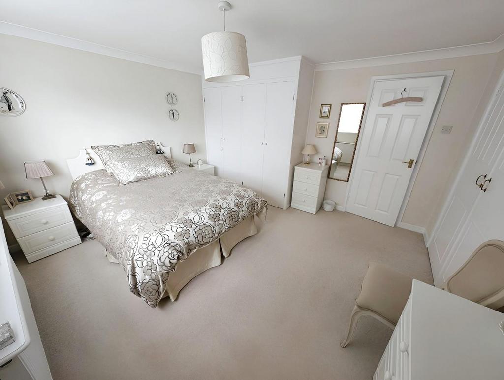 E39c6fcf-bed 201a.jpg