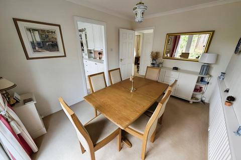 18 Leaman Close, Chipping Sodbury, Bristol, BS37 6HA