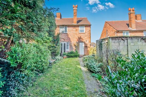 36 Cockshott Lane, Armley, Leeds, LS12 2RQ