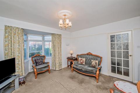 36 Cockshott Lane, Armley, Leeds, LS12 2RQ