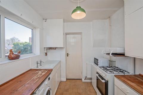 36 Cockshott Lane, Armley, Leeds, LS12 2RQ