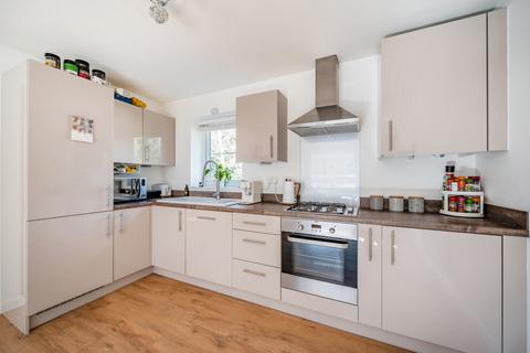 2 bedroom coach house for sale, Edrich Grange, Crowthorne, Berkshire