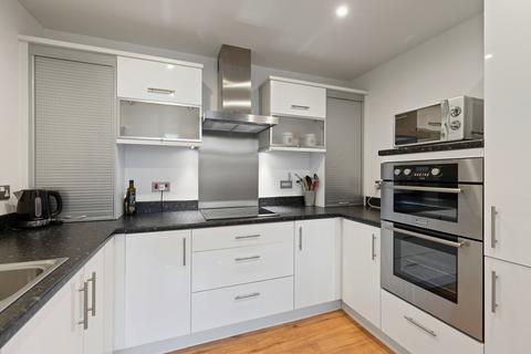 2 bedroom flat for sale, Mill Fold, Addingham, Ilkley, West Yorkshire, LS29