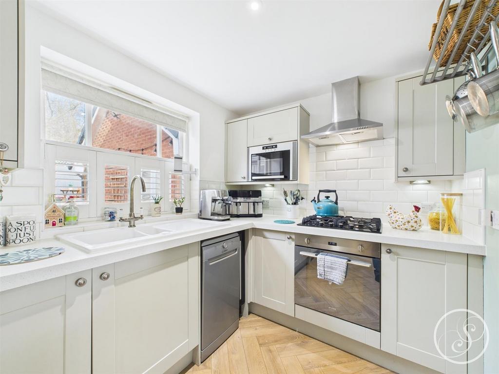 Kitchen diner