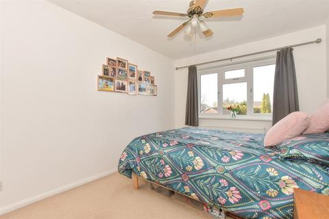 39 Crouchview Close, Wickford, SS11 8QB