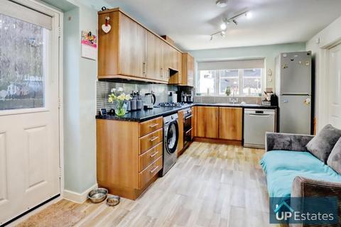 13 Bluebell Close, Hartshill, Nuneaton, CV10 0AU
