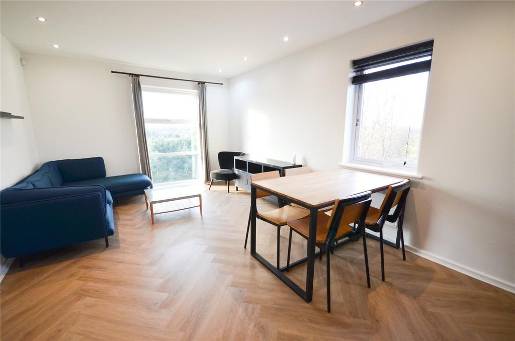 Living/Kitchen