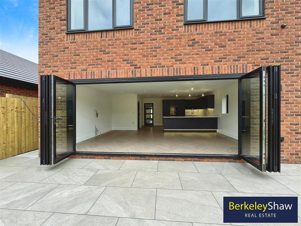 Bi-folding doors
