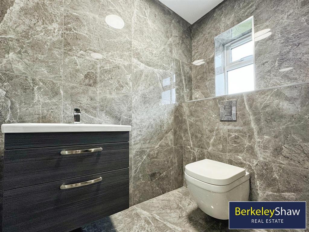 Ground floor WC
