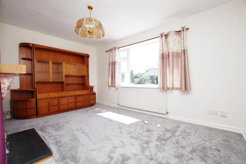 2 Caversham Close, Swindon, SN3 1DT