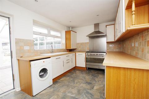 2 Caversham Close, Swindon, SN3 1DT
