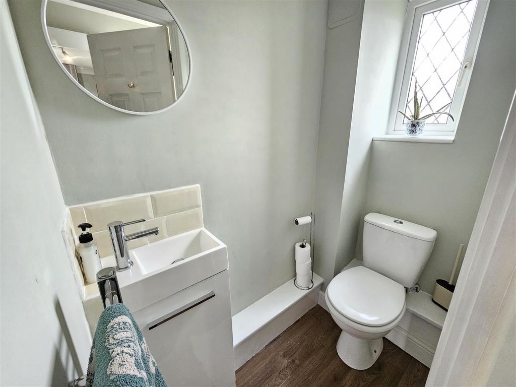 Cloakroom.jpg