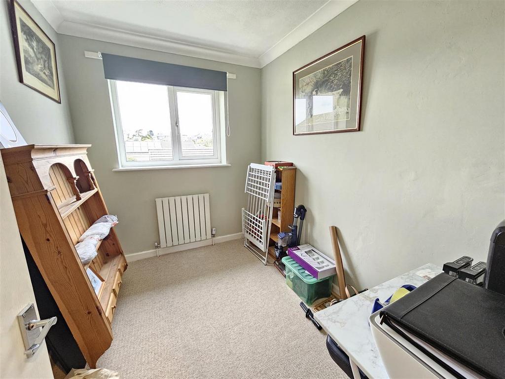Bedroom 3.jpg