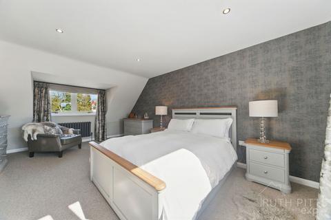 140 Pontefract Road, Ackworth, Pontefract, WF7 7EE