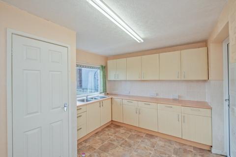 3 bedroom semi-detached house for sale, Cotswold Avenue, Wrose, Shipley, BD18