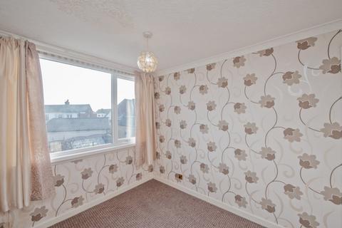 3 bedroom semi-detached house for sale, Cotswold Avenue, Wrose, Shipley, BD18