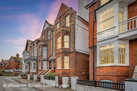 Flat 1, 3 Ethelred Road, Westgate-on-sea, CT8 8SJ