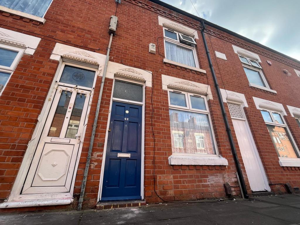 3 Bedroom Terraced House on Bruin Street - Leices