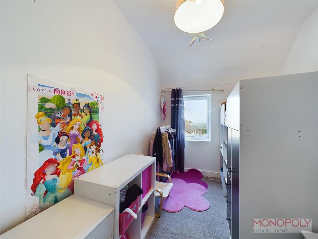 CAM01943 G0-PR0308-STILL018.jpg