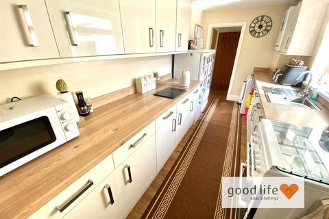2 bedroom detached bungalow for sale, Hylton Bank, Sunderland SR4