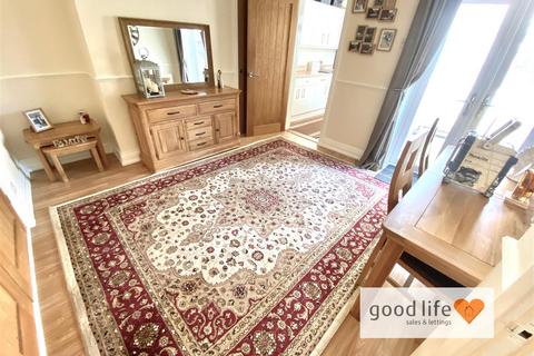 2 bedroom detached bungalow for sale, Hylton Bank, Sunderland SR4