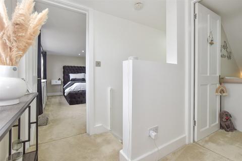 76 Queens Road, North Weald, Epping, CM16 6JF